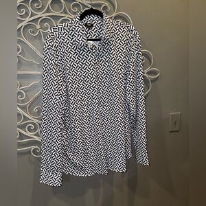 Men’s NWT Express slim fit stretch material navy white pattern Sz L